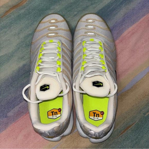 Nike Air Max Plus 'Reflective Logo' White Sneaker men’s size 12 -  DB0682-002 - Picture 7 of 9